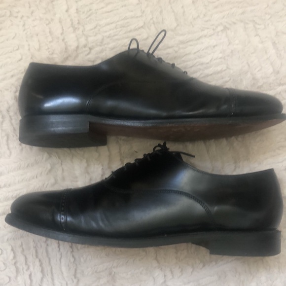 Bostonian Classics leather shoes Size 11 main image 5